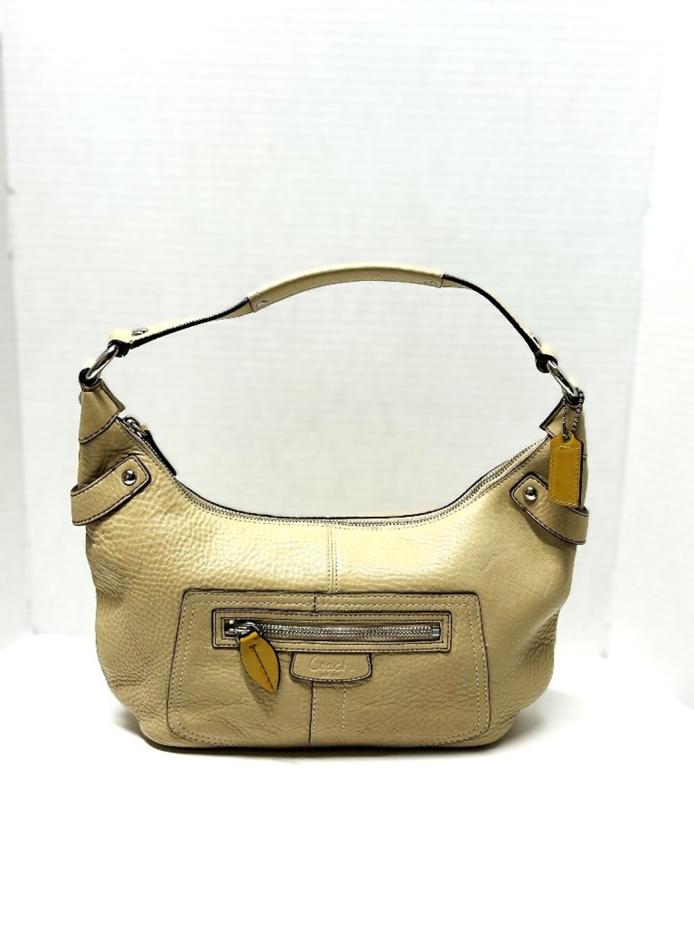 Vintage Coach Penelope Ivory cream pebbled leather shoulder bag
